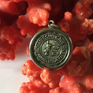 Vintage Indian Echo caverns pendent